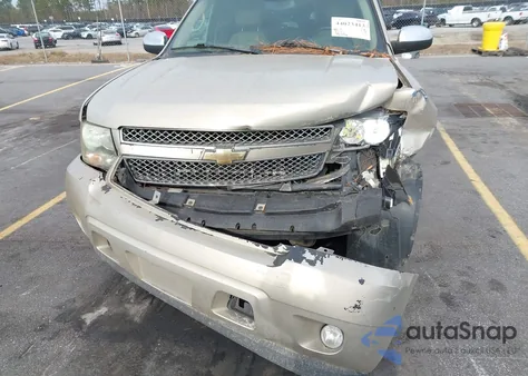 2010 Chevrolet Tahoe Lt z USA, uszkodzony, nr VIN 1GNUCBE03AR103558